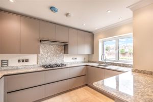 Photo 16- click for photo gallery